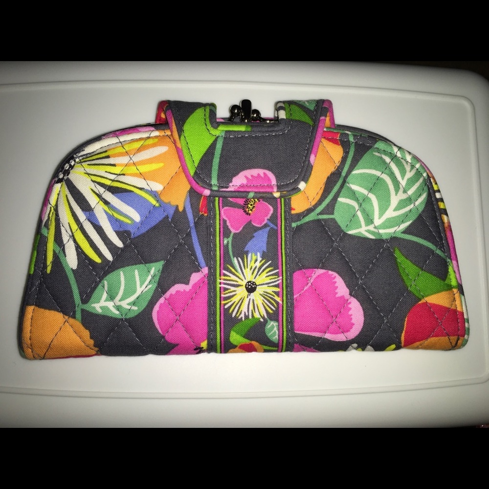Kiss Lock Wallet Vera Bradley